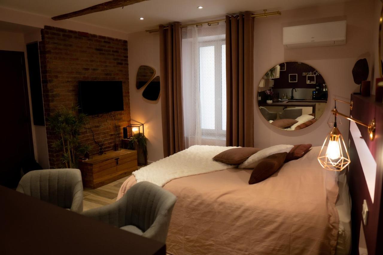 Studio Coeur De Ville Sanary Tres Cosy Parking Bagian luar foto